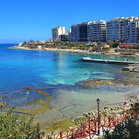 Splendid Apartment, Steps Away From The Sea Σλιέμα Εξωτερικό φωτογραφία