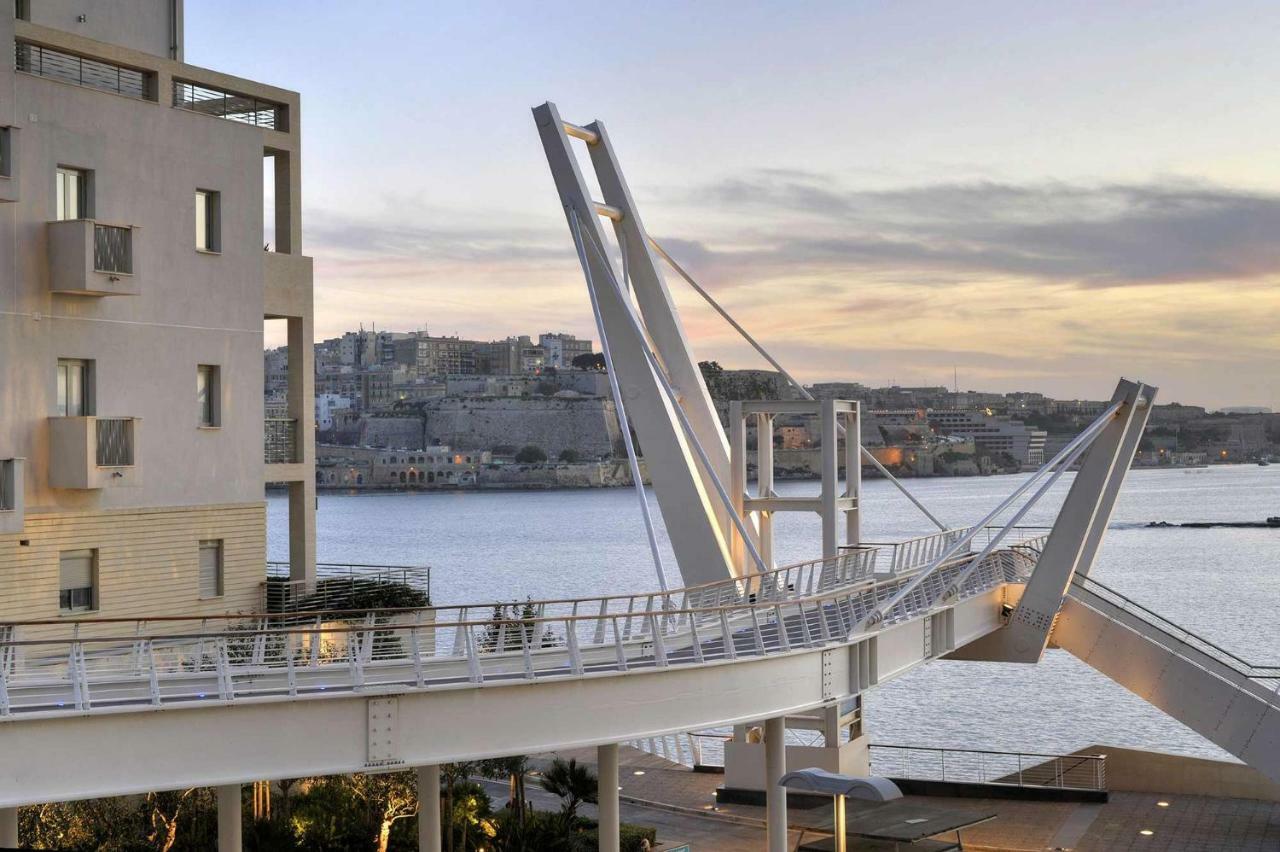 Splendid Apartment, Steps Away From The Sea Σλιέμα Εξωτερικό φωτογραφία