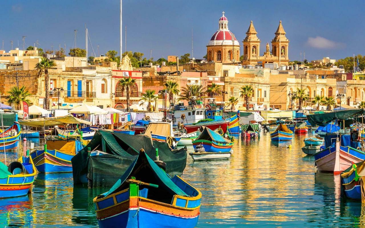 Splendid Apartment, Steps Away From The Sea Σλιέμα Εξωτερικό φωτογραφία
